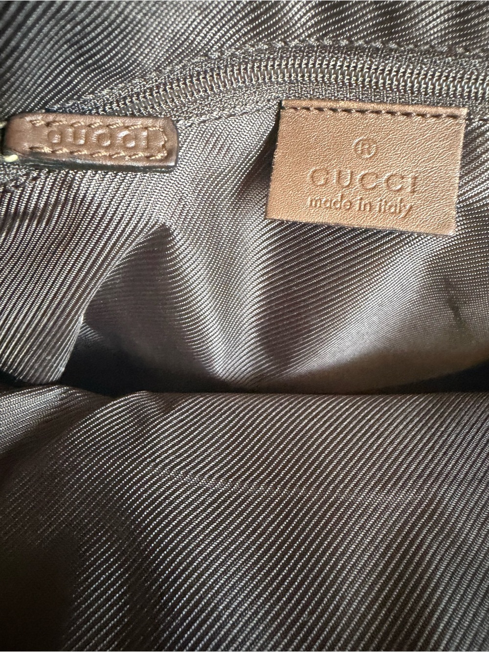 Gucci GG Tote - Picture 6 of 15